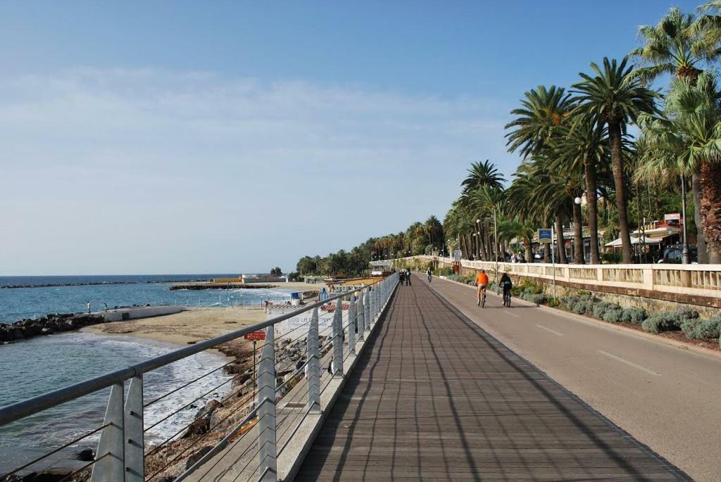 Gaudio 22 Apartment Sanremo Luaran gambar